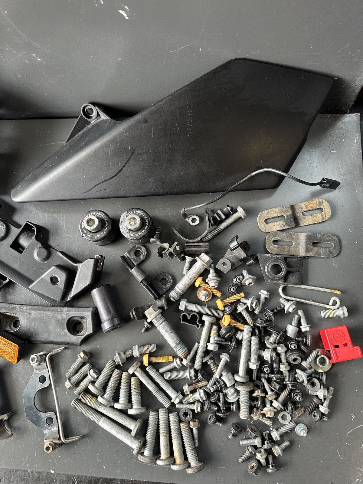 KTM 790 2020 Job Lot Of Bolts Job Lot Brackets Various KTM 790 Job Lot Bolts OEM
