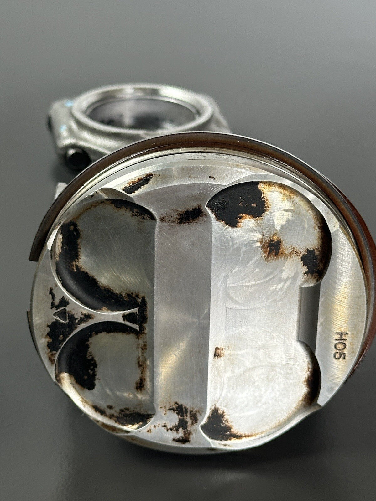 Triumph Speed Triple 1200 RR 2022 pistons READ DESCRIPTION 1200RR Engine Pistons