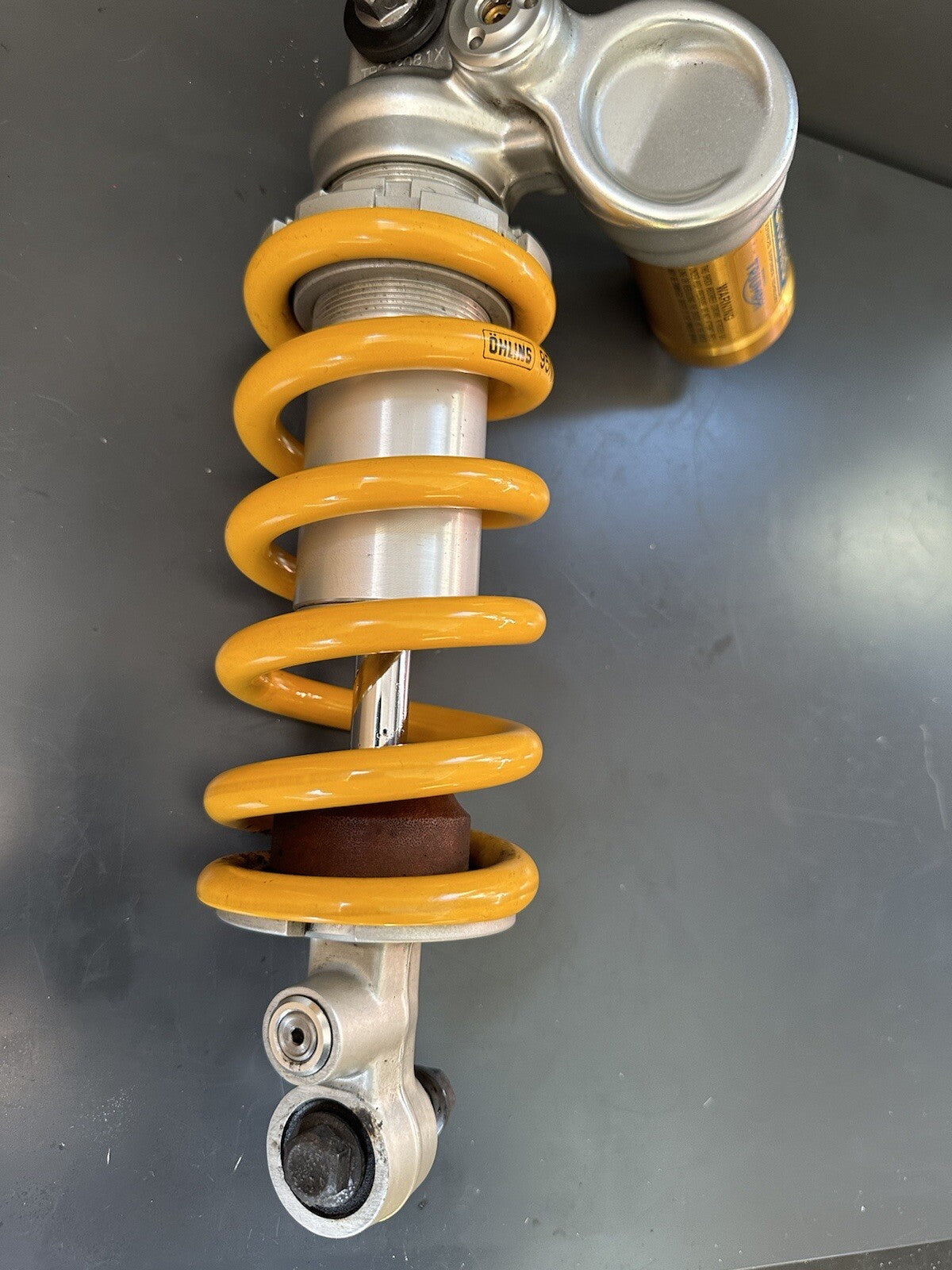 TRIUMPH STREET TRIPLE 765RS OHLINS REAR SHOCK 2017 - *UK ONLY* Ohlins Rear Shock