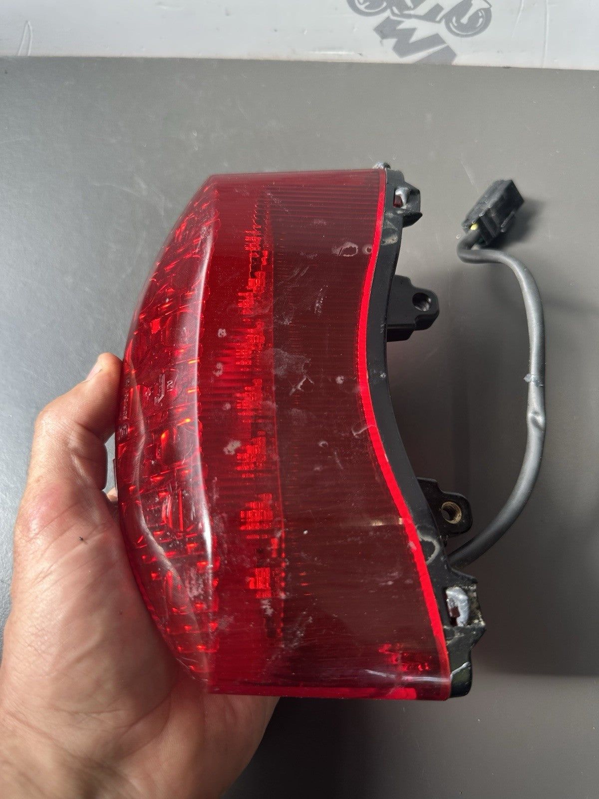 TRIUMPH STREET TRIPLE 675 675R BRAKE TAIL LIGHT - REAR LIGHT BRAKE LIGHT 2007-11