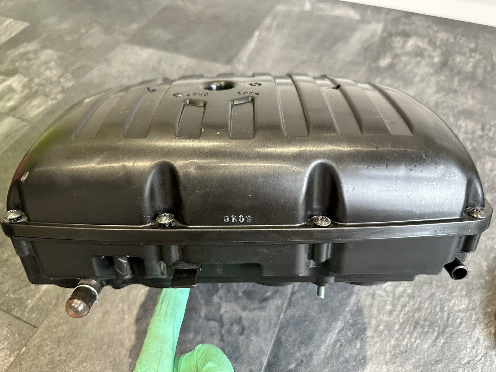 Suzuki GSXR 1000 2009 Airbox Filter Intakes Air Box 2009-2016 9715 Miles OEM