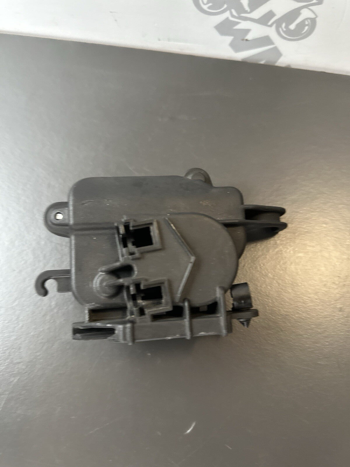 BMW S1000R exhaust valve motor actuator Exhaust Actuator 2014 16,808 Miles OEM