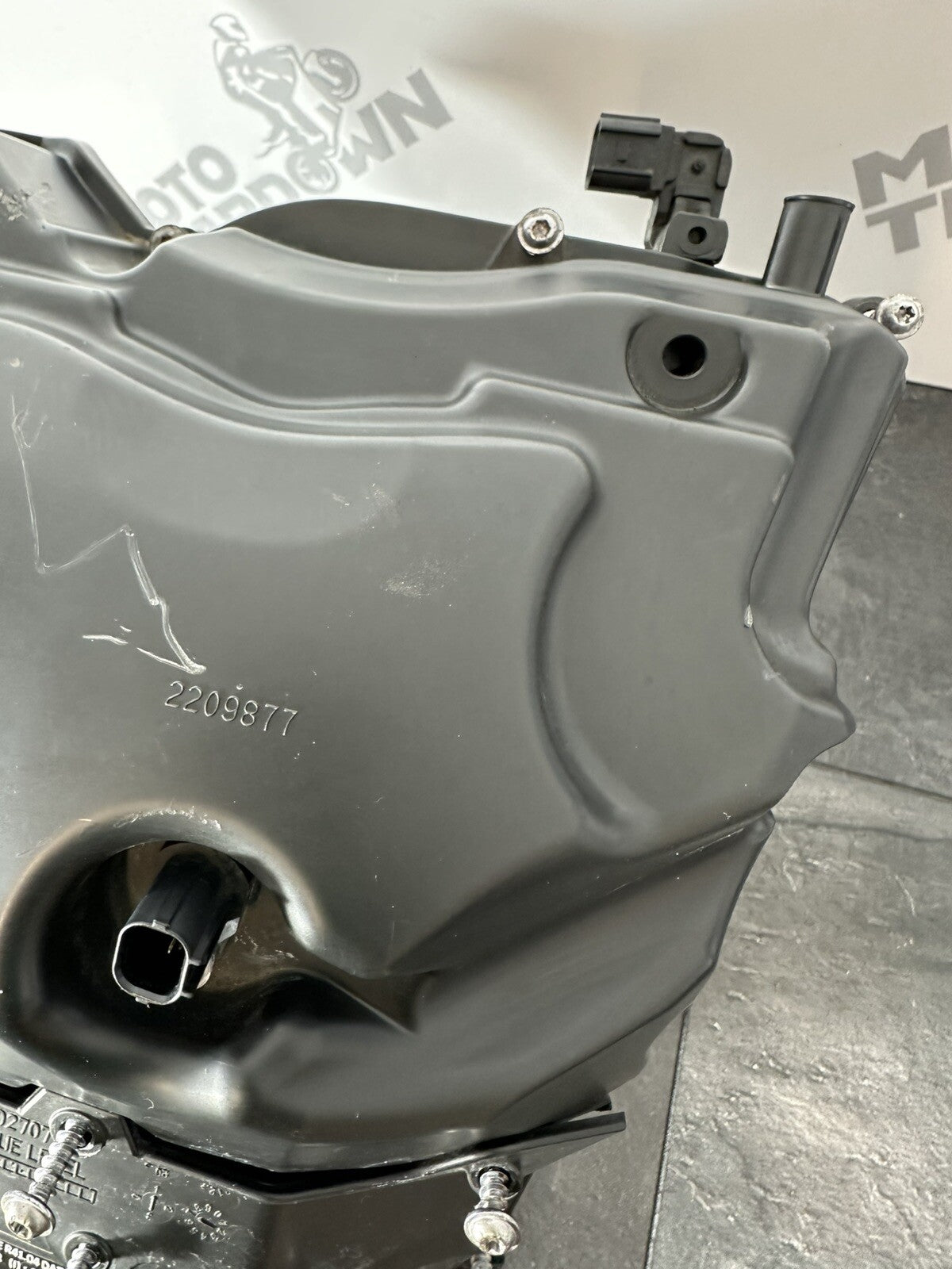 Triumph TIGER 900 GT PRO 2022 Airbox Air Filter Housing 6337 Miles 2020-2023