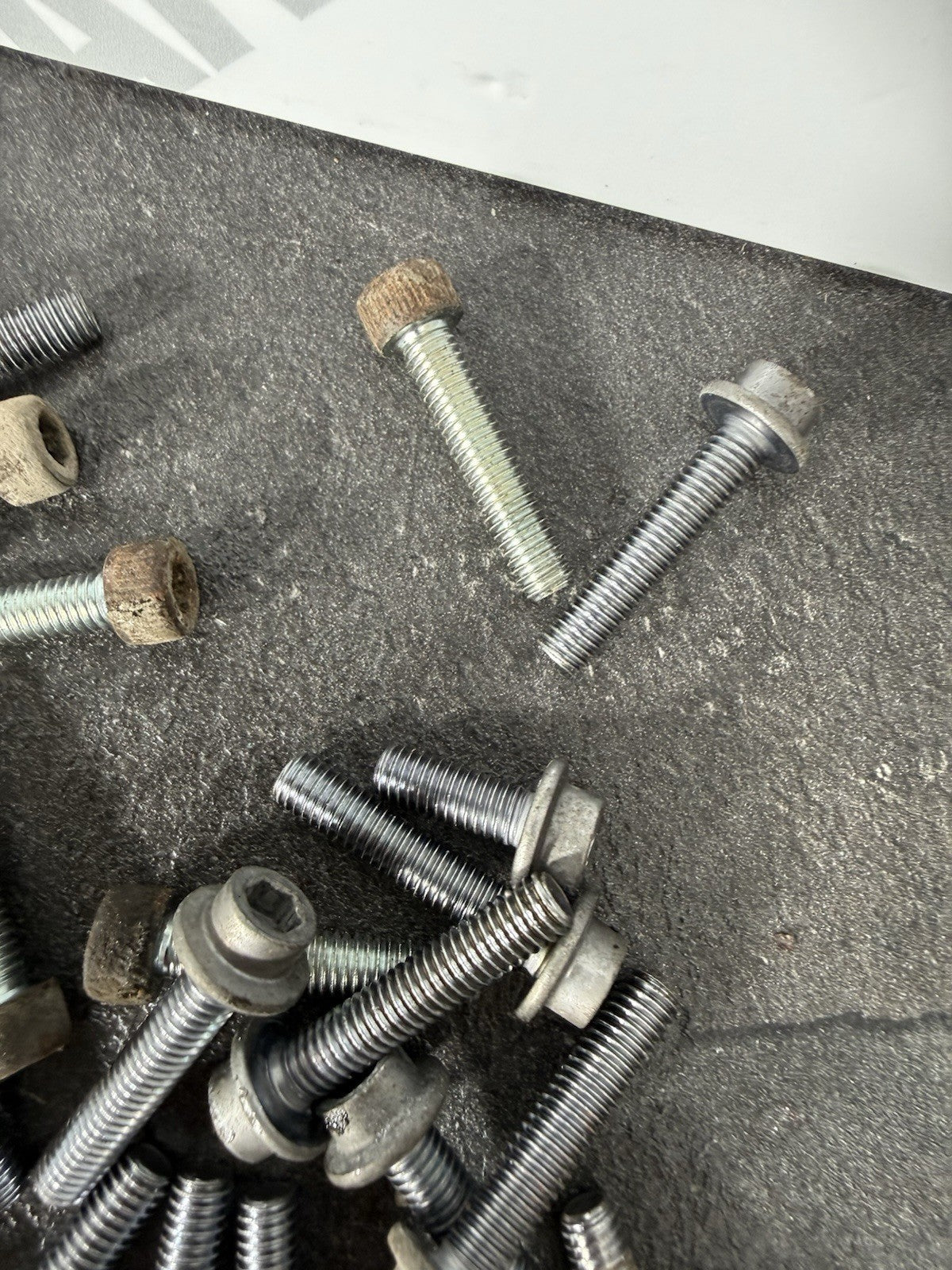 e1b3b906-e8d3-4b77-9535-baa3916277bf