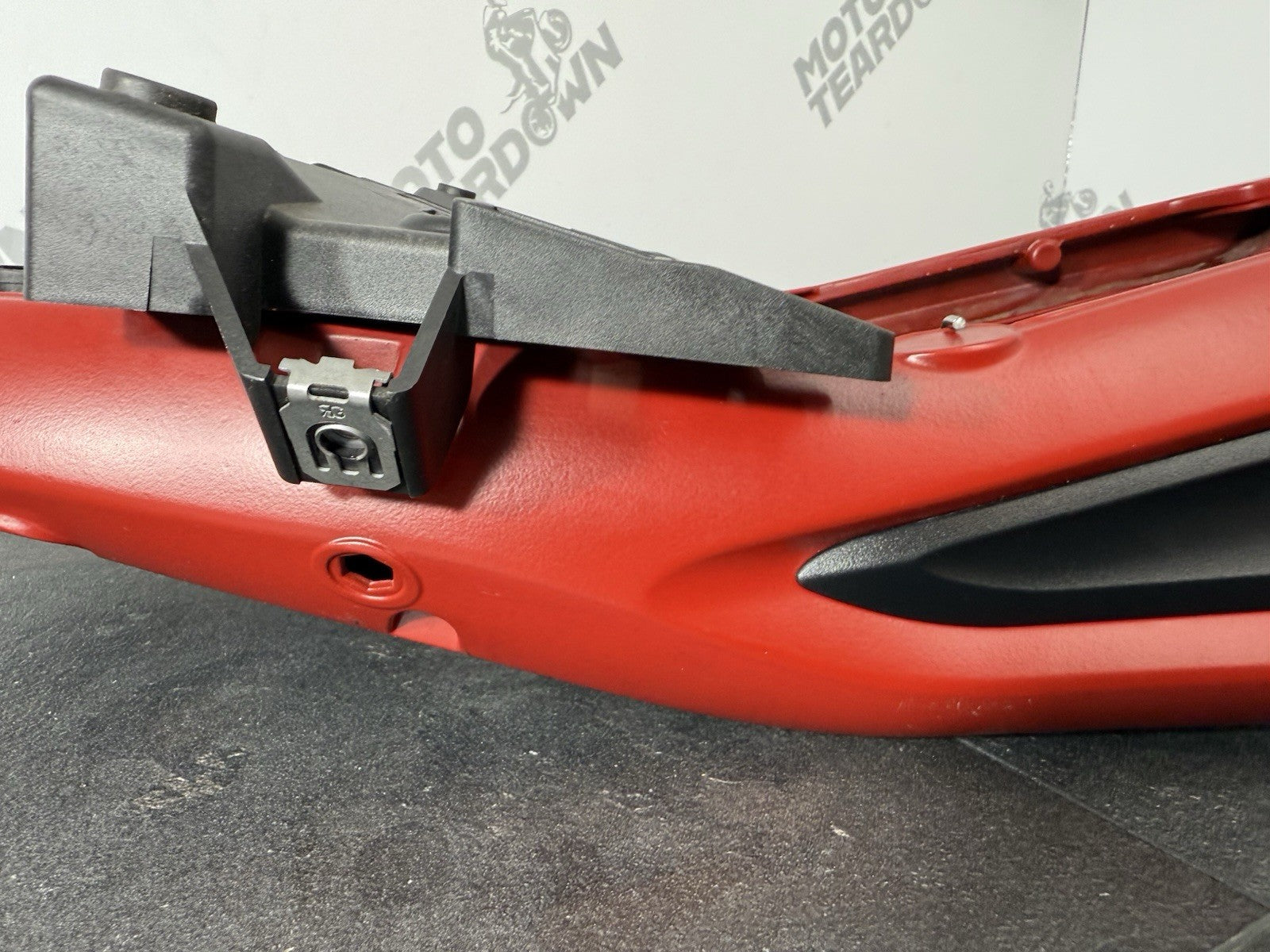 6fa4bc17-1438-4237-93aa-1a9821ecccbf