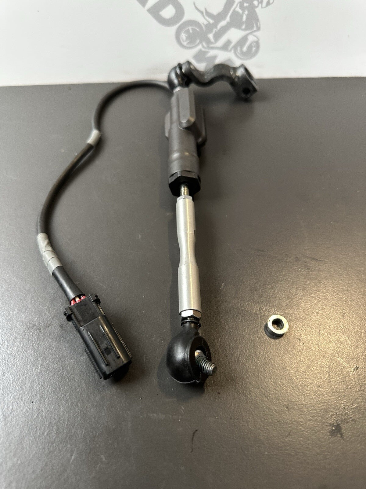 YAMAHA MT-09 SP Gear Shifter - B7N824800000 Yamaha MT09 SP Quickshifter OEM 2022