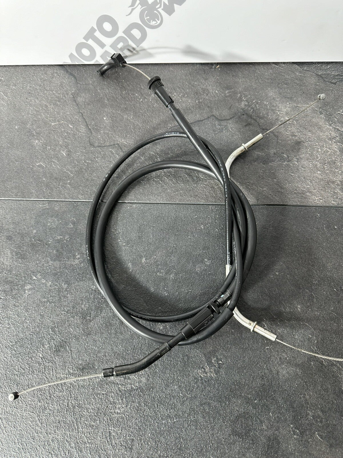 Kawasaki Z800 2016 Throttle Cables Accelerator Cable 12691 Miles 2013-2018 OEM