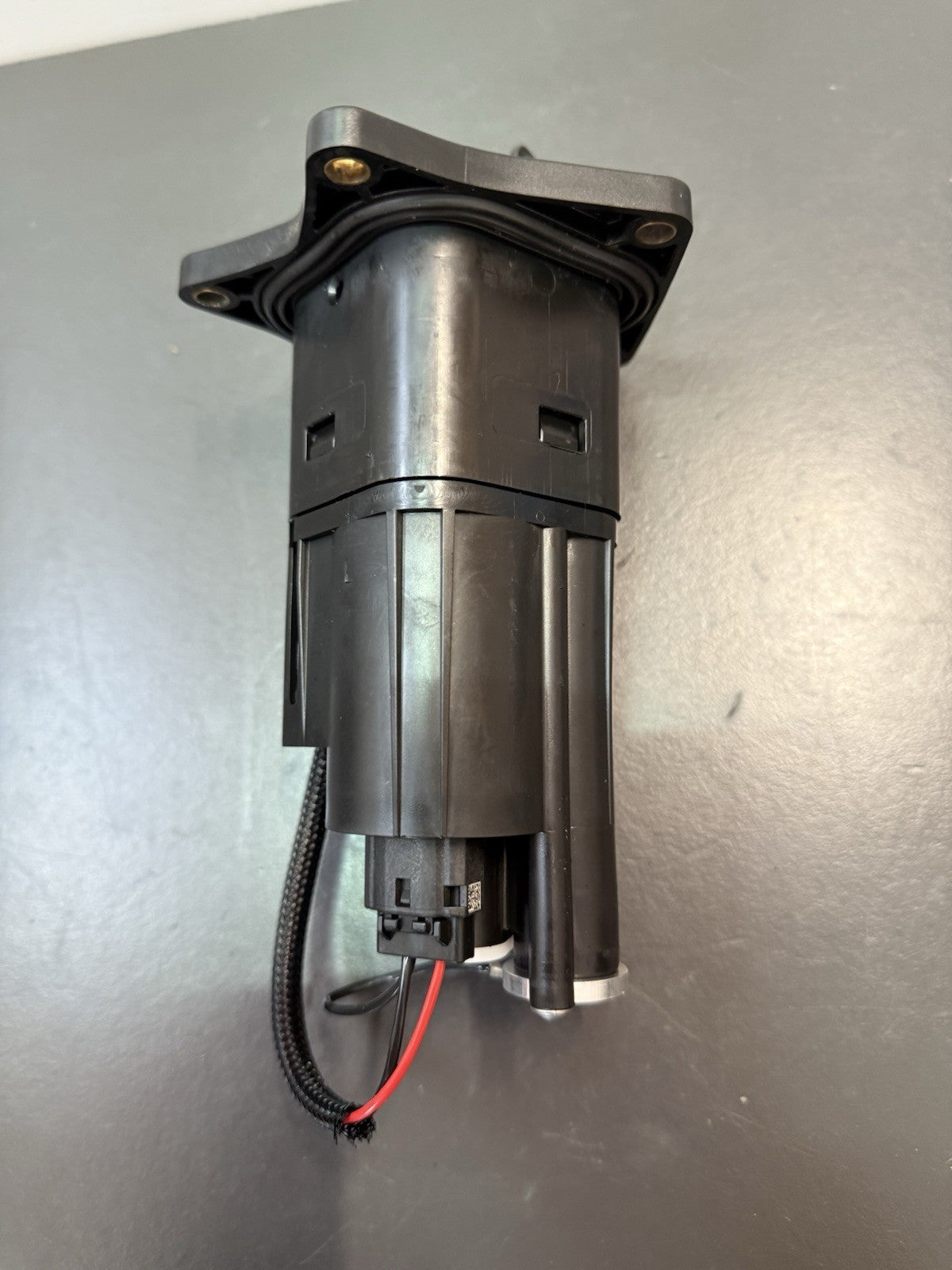 4961b59f-a4f0-4eb5-85bd-9667acbf35a7