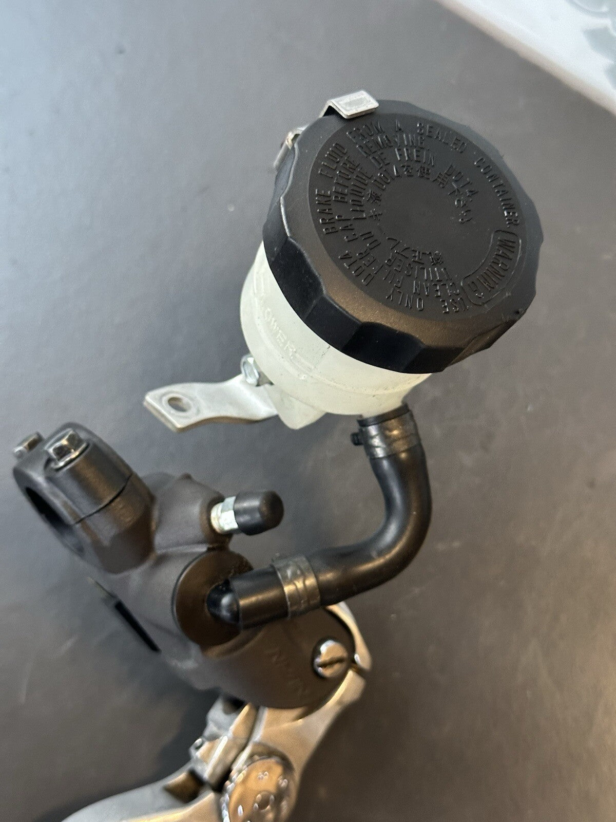 SUZUKI GSX-R GSXR 600 750 L1-L7 Front brake master cylinder handle lever 2011-17