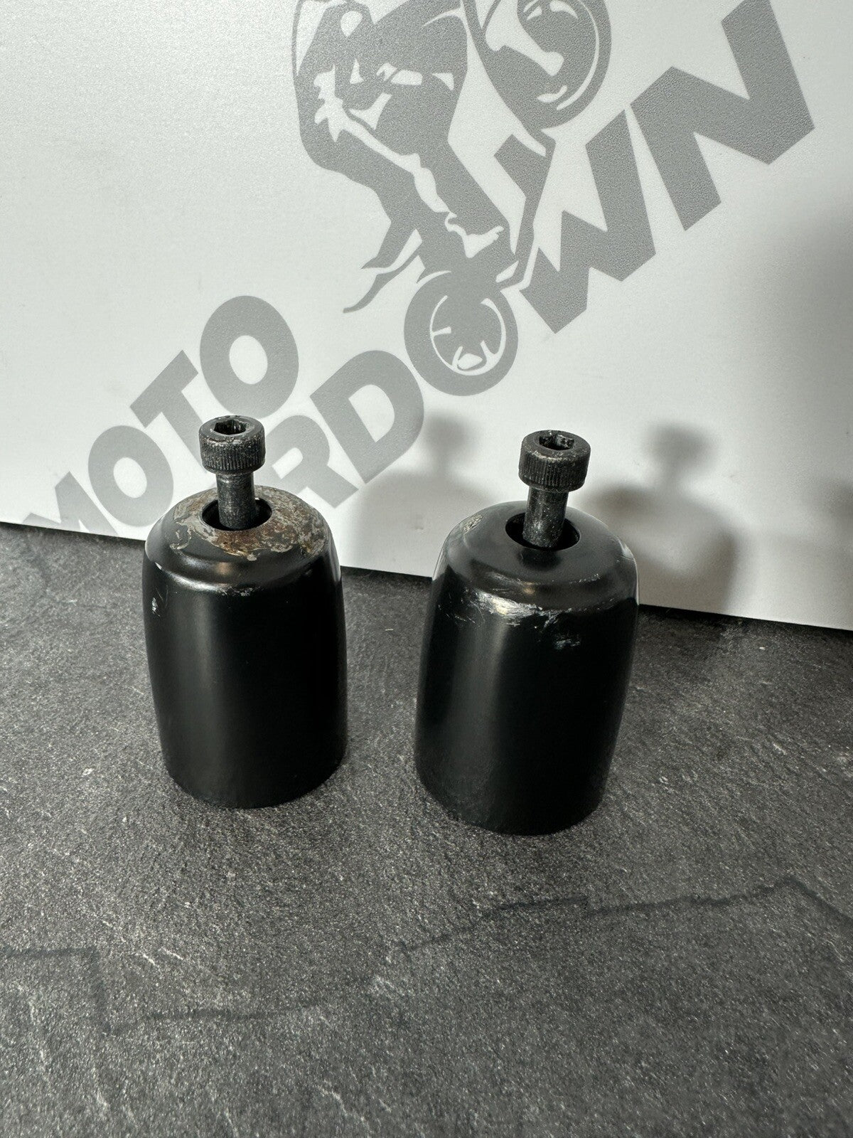 Suzuki GSXR 1300 2016 HAYABUSA Bar End Weights Handlebar Ends ABS 18408 Miles