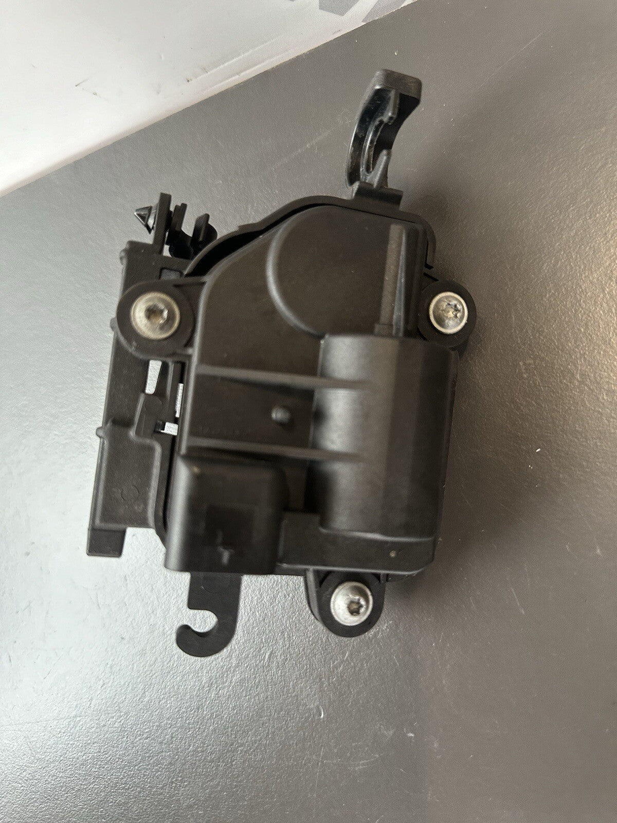 BMW S1000R exhaust valve motor actuator Exhaust Actuator 2014 16,808 Miles OEM