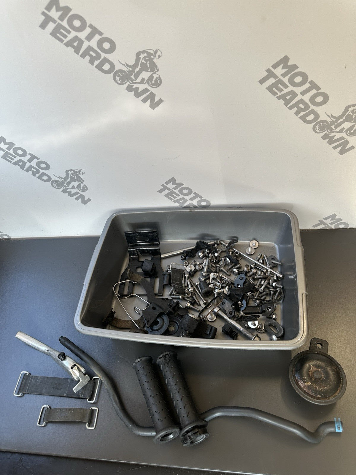 TRIUMPH SPEED TRIPLE 1050 2011-2015 NUTS BOLTS SPARES Job Lot Bolts 1050 Job Lot