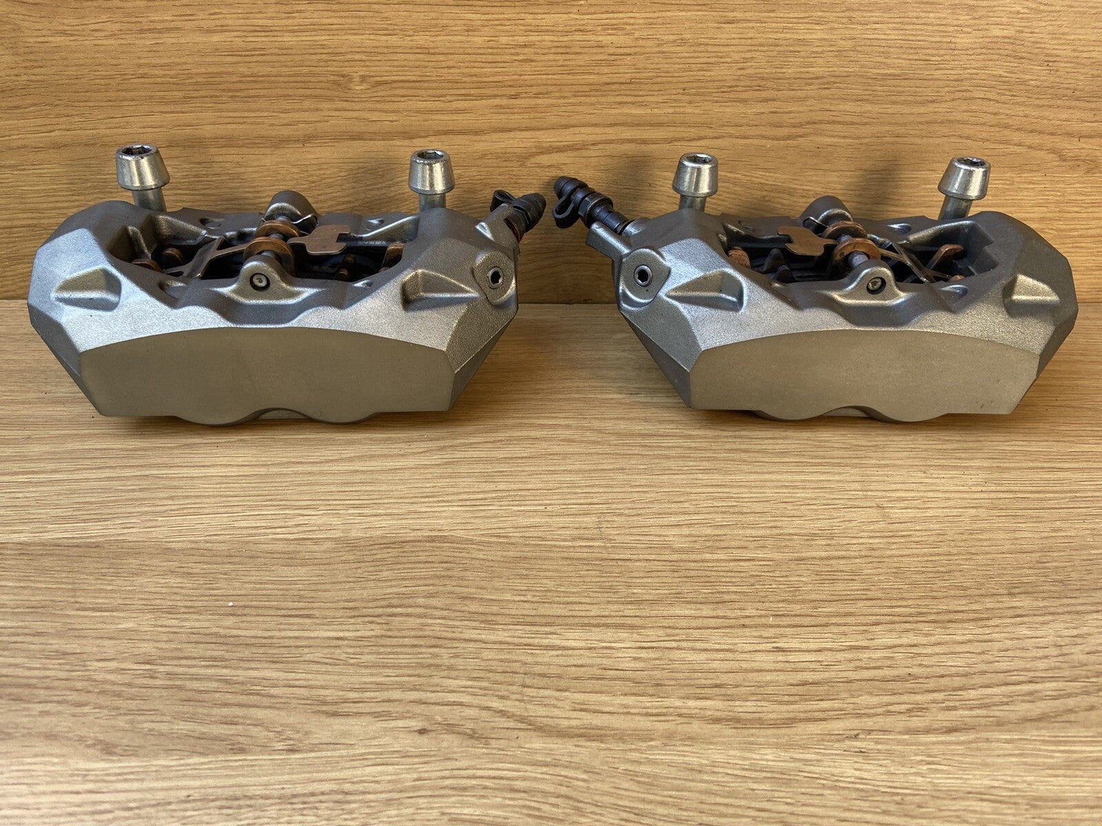 Ducati Supersport 2019 2963 Miles Front Brembo Calipers Supersport Brembo Brakes