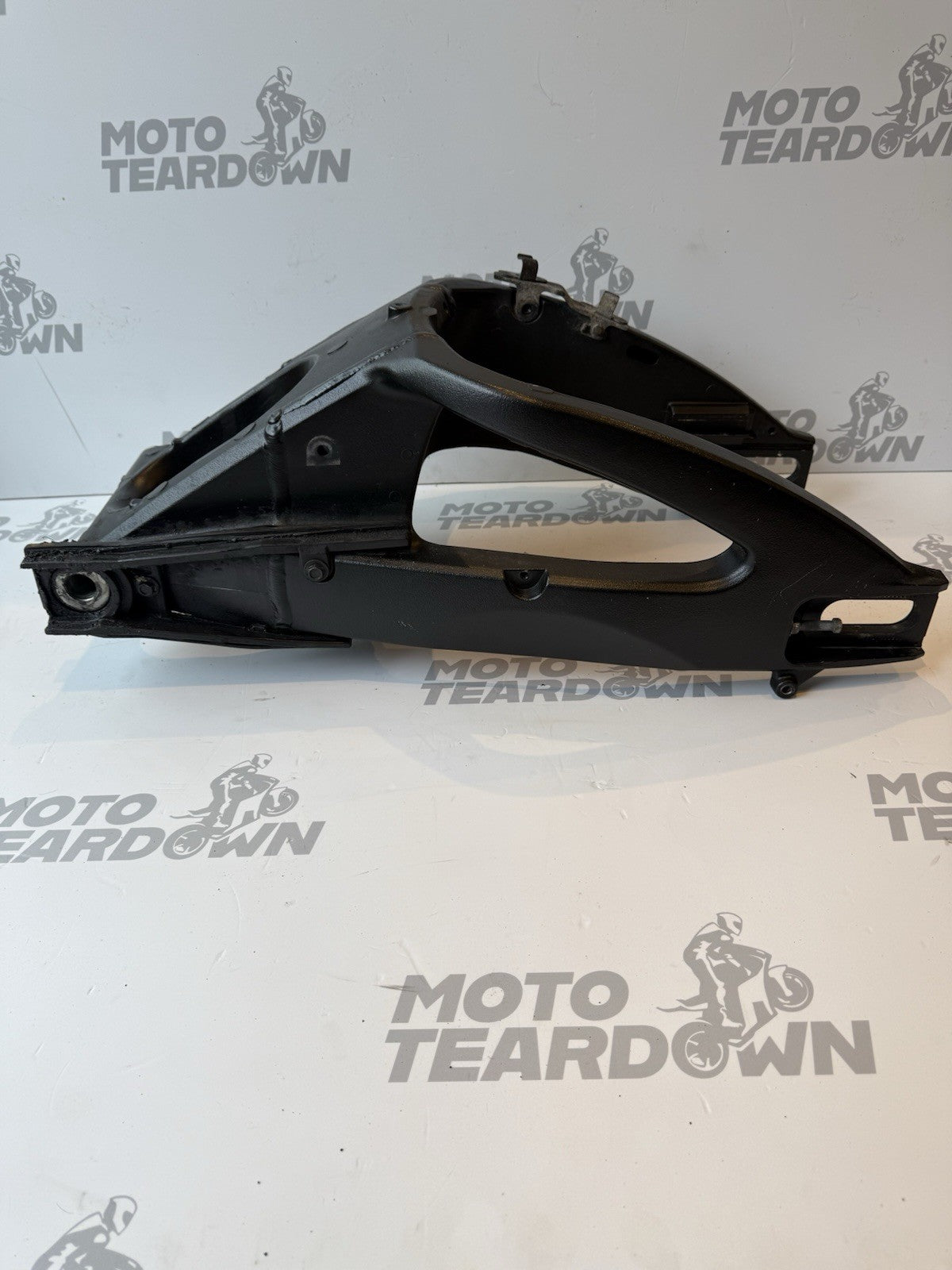 606eda0d-c193-490b-8e29-9a64c3eaa51d