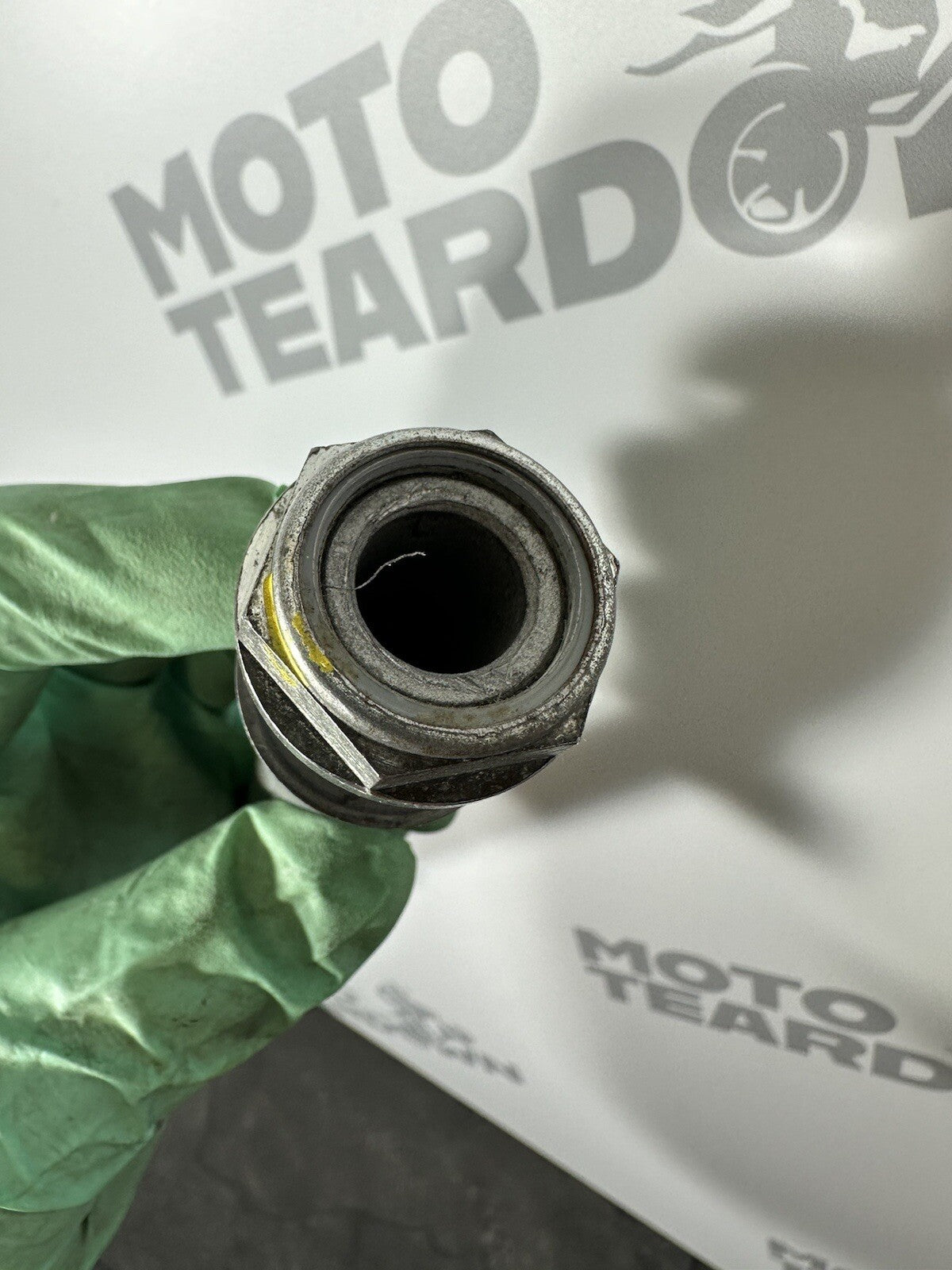 Aprilia Tuono V4 1100 2021 Swingarm Spindle Bolt 6606 Miles 2022-2024 OEM