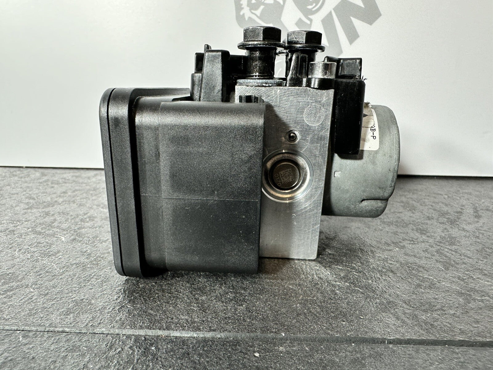 Triumph Street Triple 765 RS 2018 ABS Pump Regulator 15244m 2017-2020 OEM