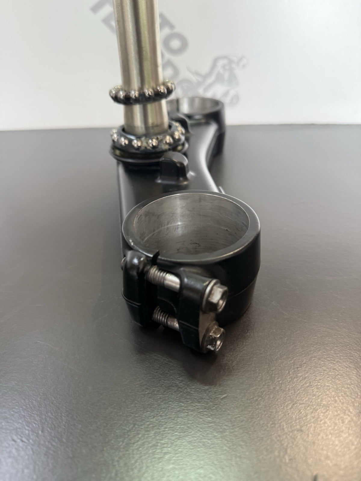 d09528e6-1f98-4c0d-baa5-c251fd513b42