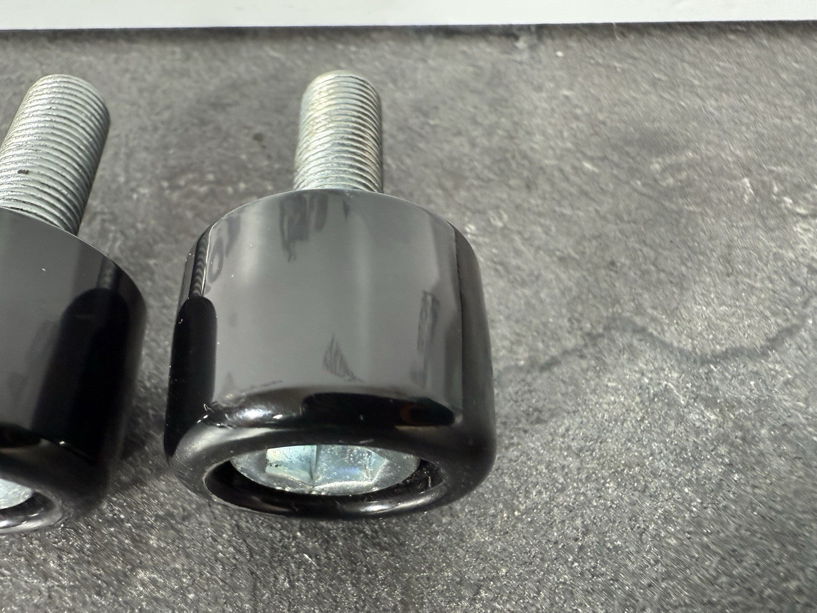 0ccc9ffc-3c57-43b9-987f-c18f879eba09