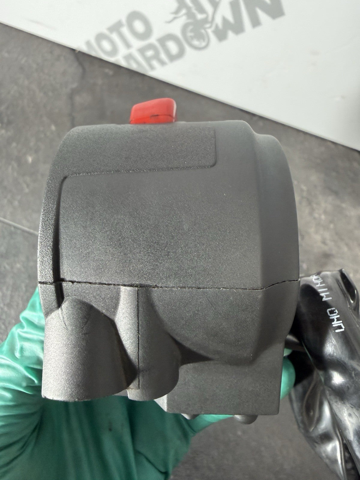 13df8d9c-ba6d-4833-b89a-2094c900575d