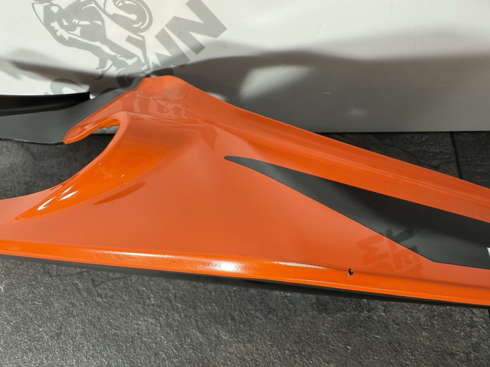 6ad853a9-056c-43b6-86d3-e4a2a7109b3a