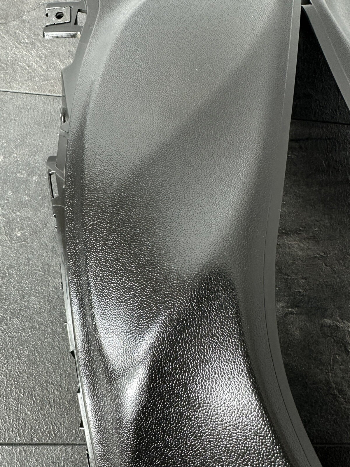 Suzuki GSXR 1300 2016 HAYABUSA Side Fairing Infill Tank Panels 18408 Miles OEM