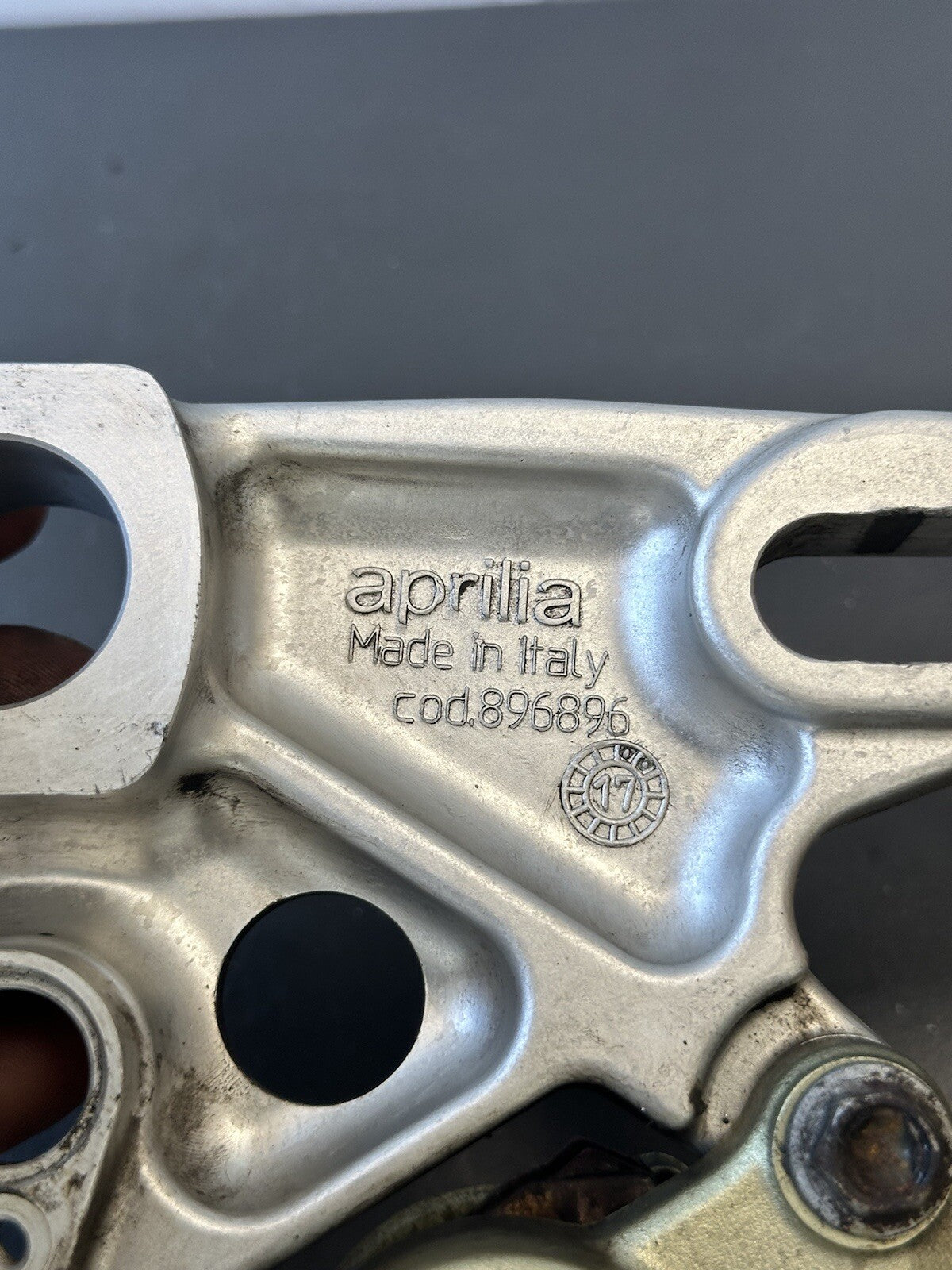 Aprilia Tuono V4 1100 FACTORY BREMBO Rear Brake Caliper & Hanger RSV4 OEM 2017