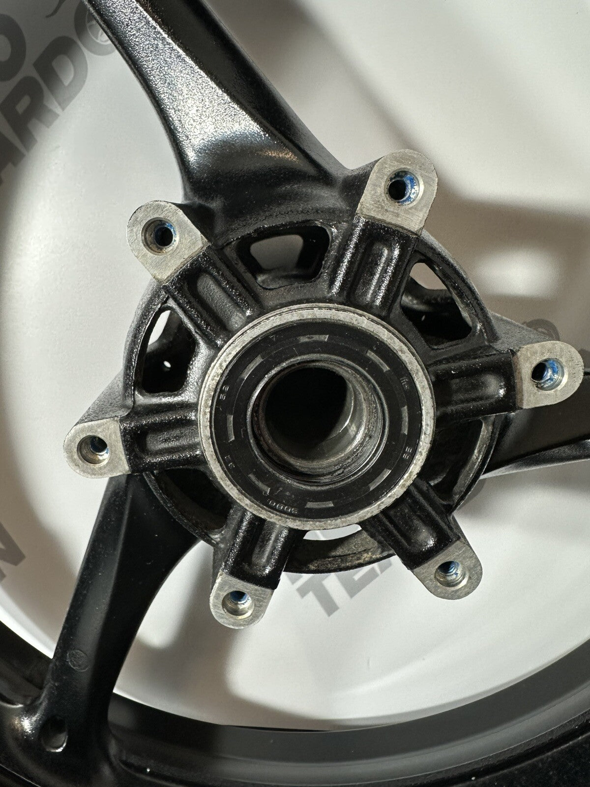 Suzuki GSXR 1000 2014 Front Wheel Rim ENKEI 22774 Miles 2009-2016 OEM 600 750