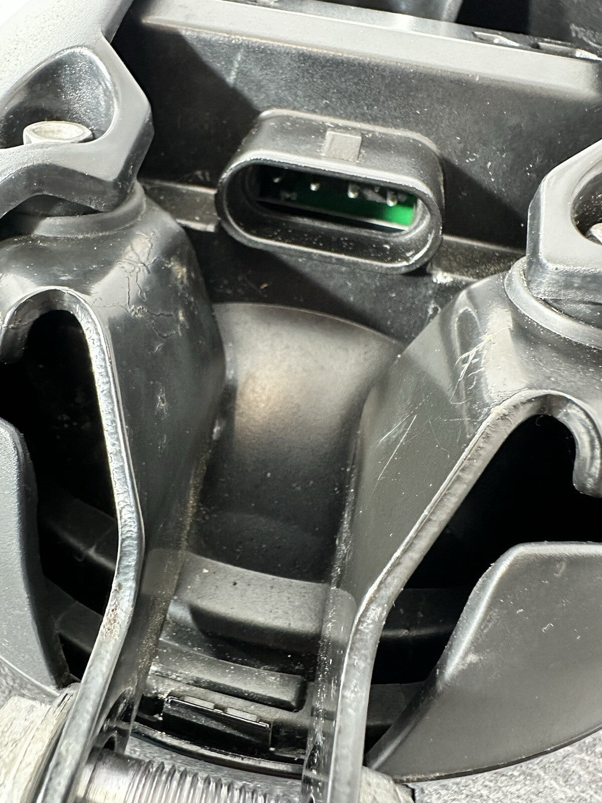 439b4da9-d129-4d8d-a8a3-5d1a21c03f80