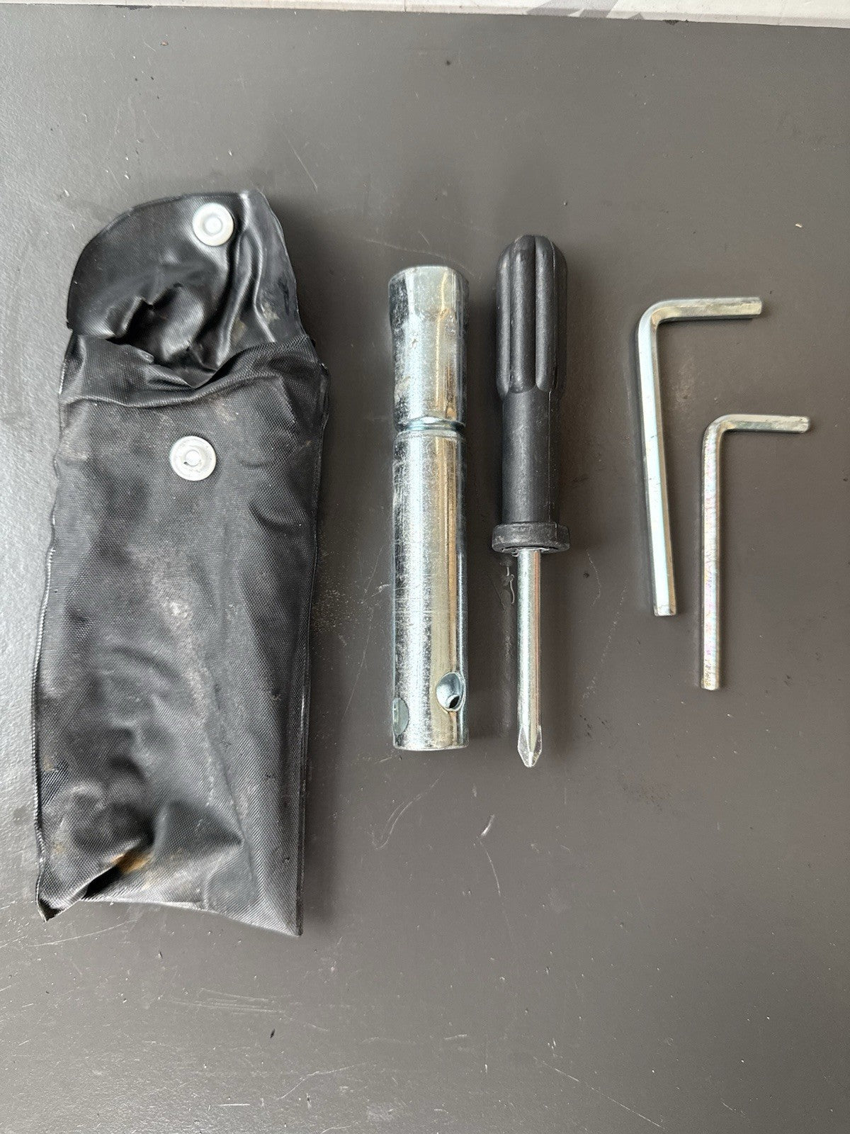 SUZUKI GSXS 125 TOOLKIT Suzuki GSXS 125 Toolkit 2017-2021 GSXS 125 Tool Kit OEM