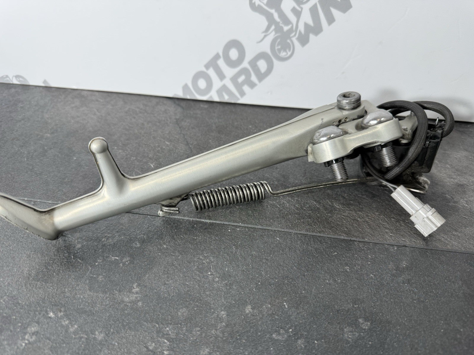 5527e043-8011-4594-ae43-73351c8ebde9