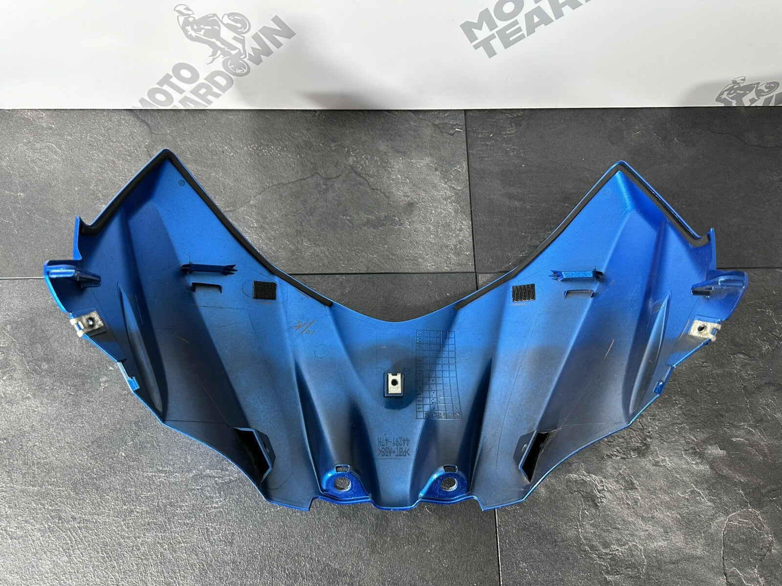 Suzuki GSXR 1000 2014 Fuel Tank Front Cover Fairing 22774 Miles 2009-2016 OEM