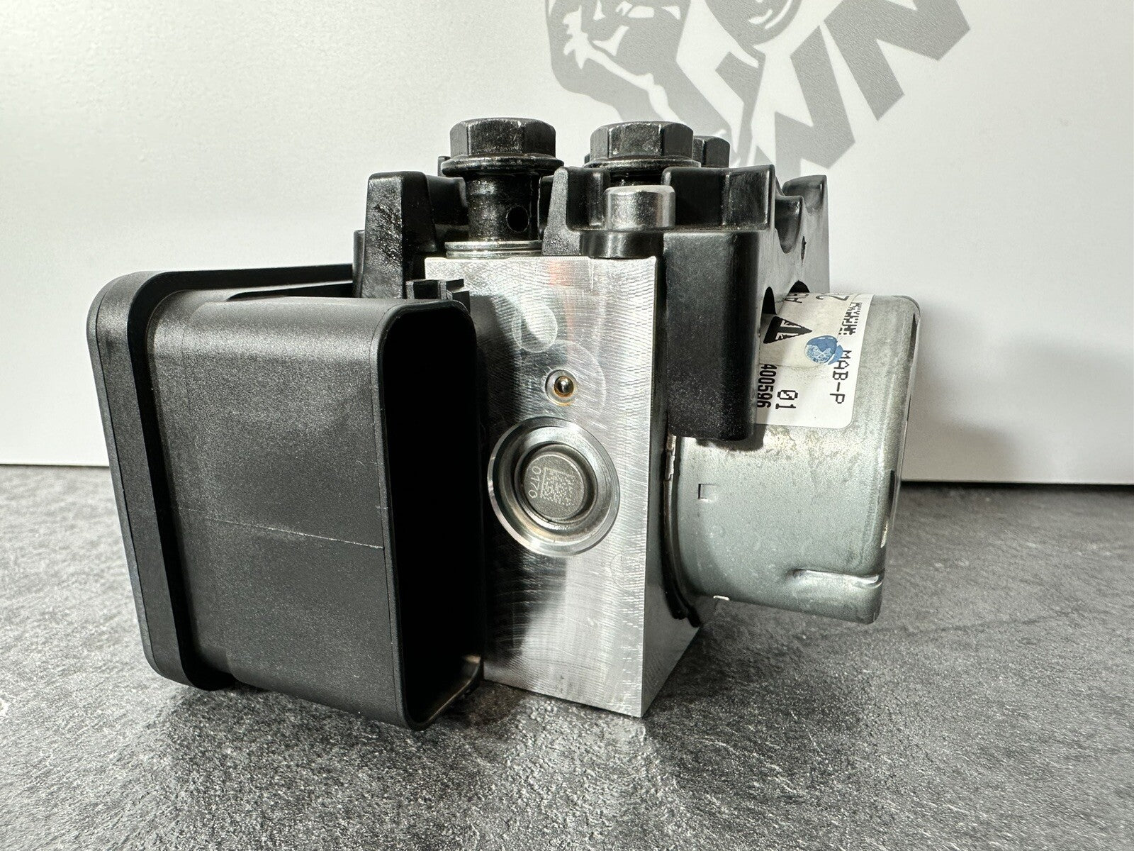 Triumph Street Triple 765 RS 2022 ABS Pump Regulator 2751 Miles 2020 2021 OEM