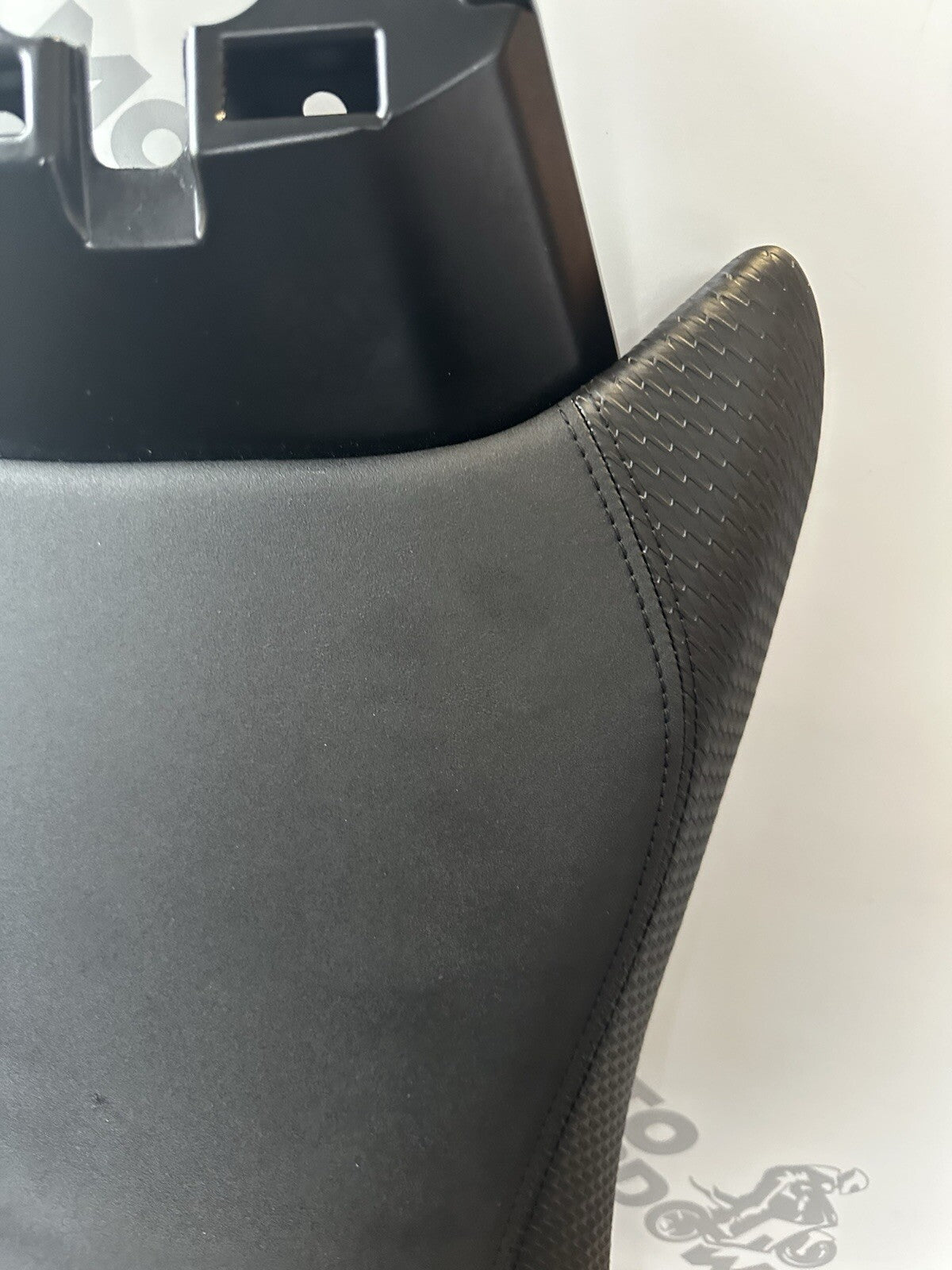 KTM 125 DUKE Seat KTM 125 DUKE Riders Seat 96007040000 OEM 51 Miles
