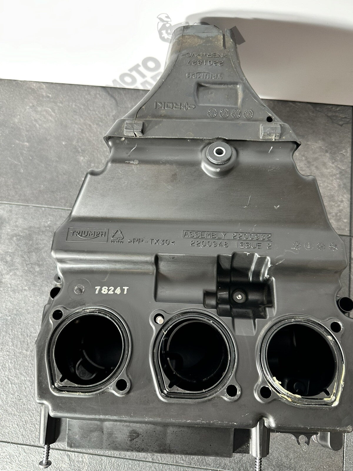 Triumph Street Triple 765 RS 2018 Airbox Intake Filter 15244 Miles 2017-2020 OEM