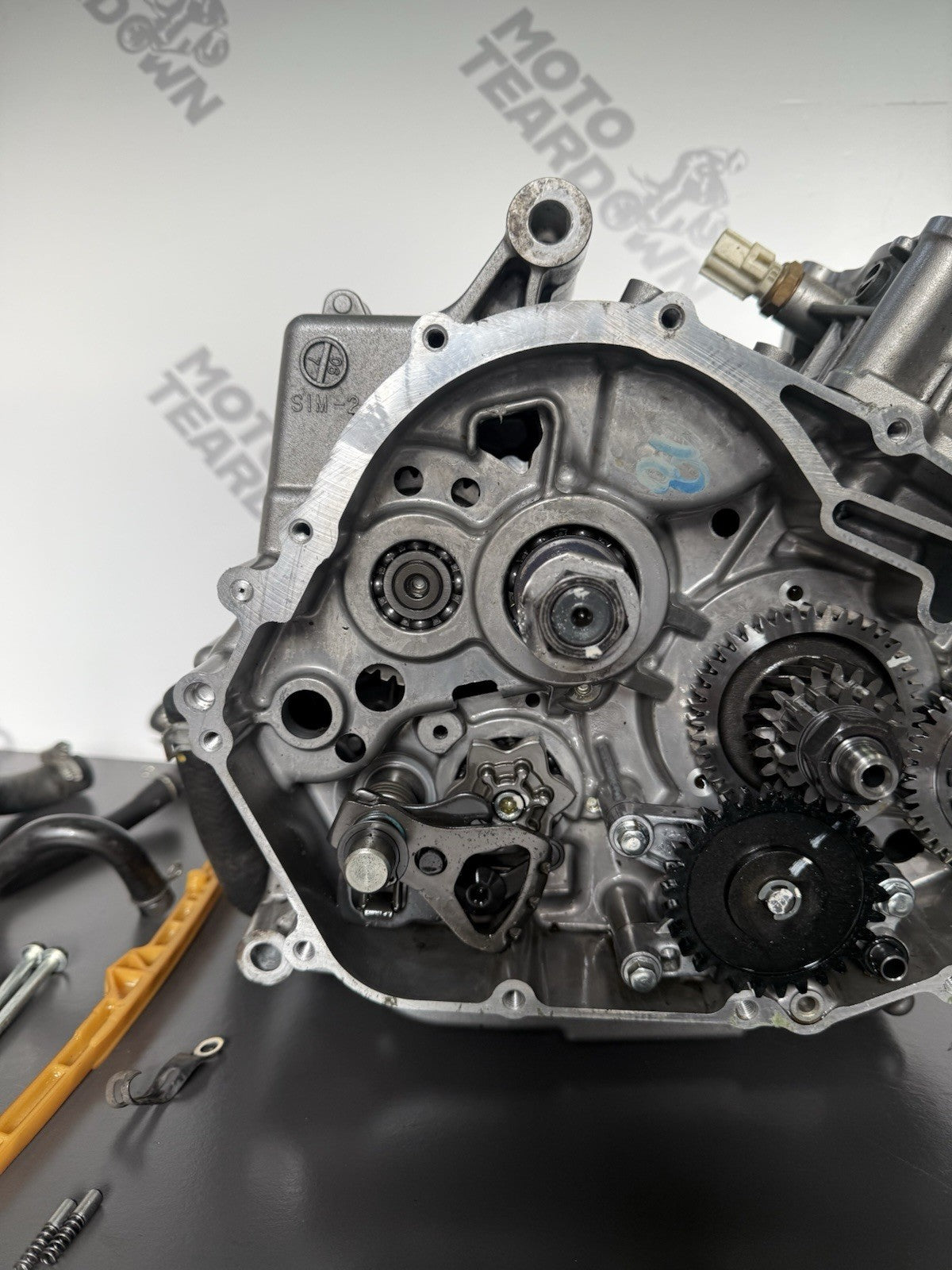 12a29719-f508-40de-8b09-af805bac006a