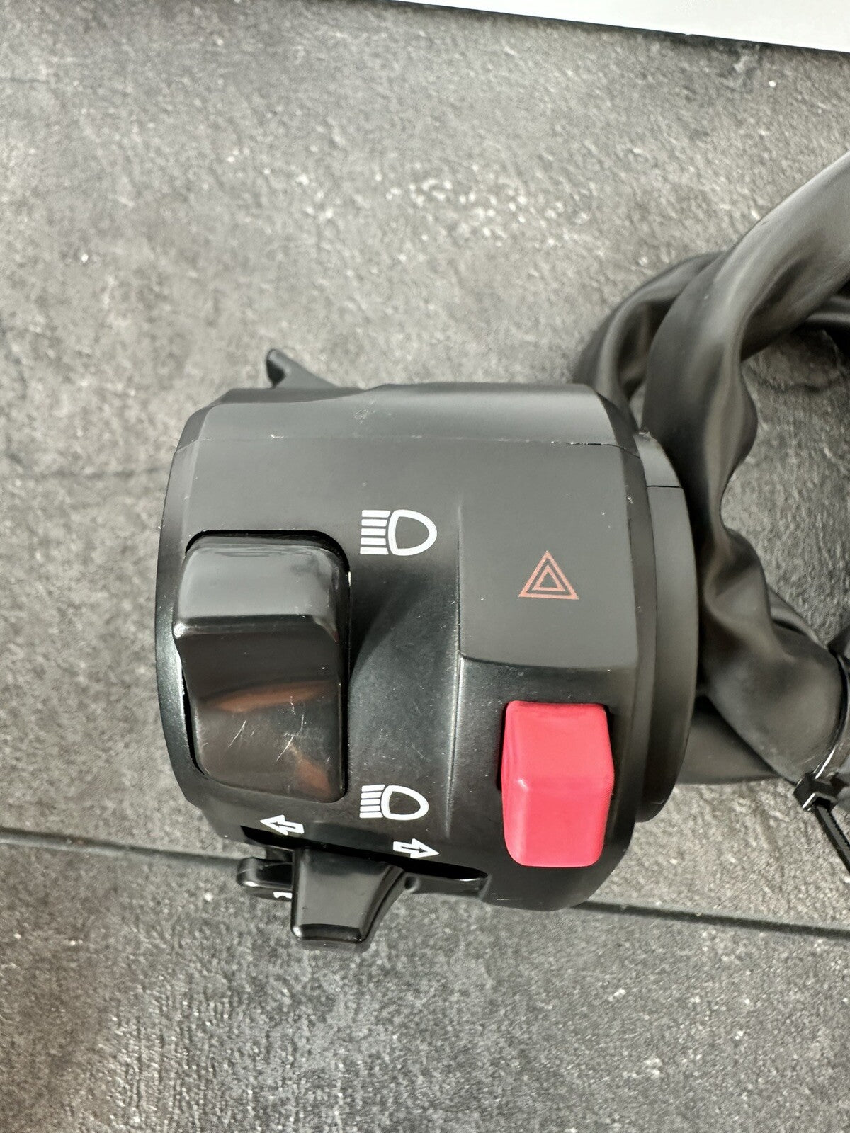 Kawasaki Z800 ABS 2016 Left Switchgear Assembly 12691 Miles 2013-2018 OEM ZR800