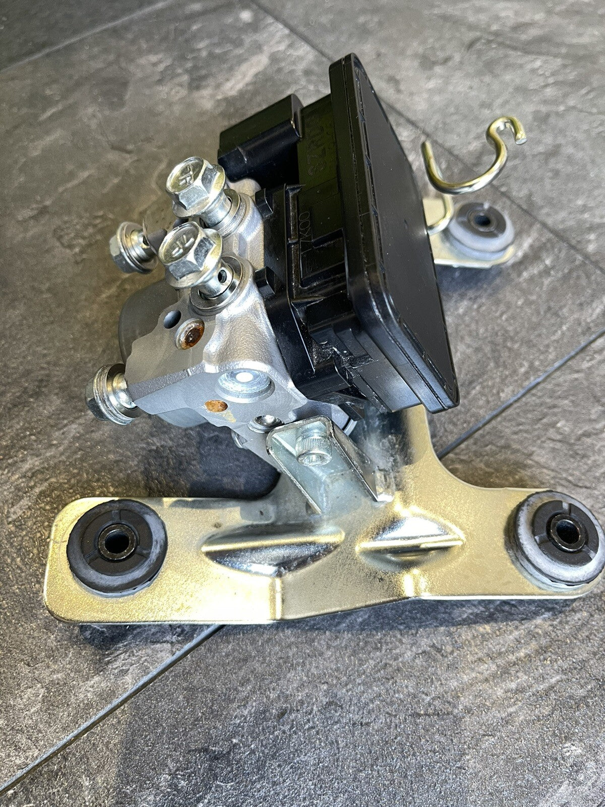 Suzuki GSXR 1000 2017 NISSIN ABS Pump Regulator AL7 2018-22 Only 5129 Miles OEM