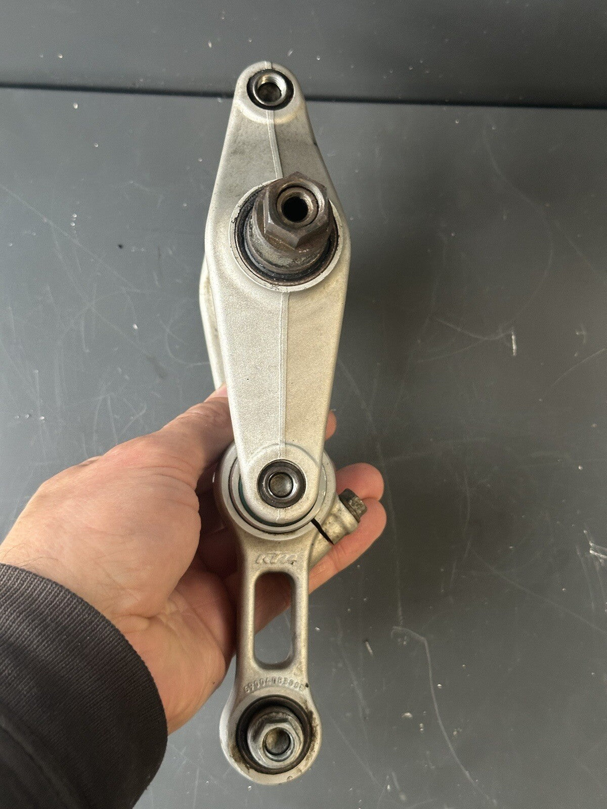 KTM 1190 RC8 rear shock linkage