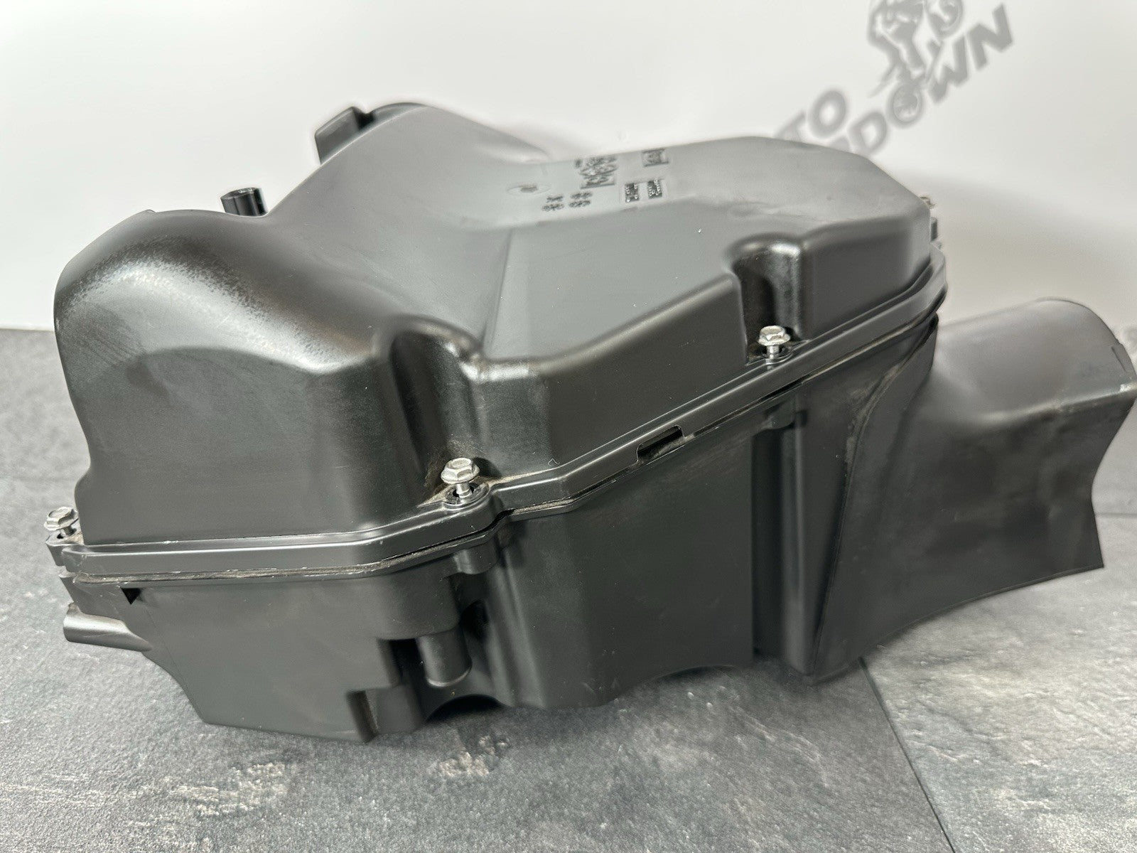 Triumph Street Triple 675 R 2015 Airbox & Air Filter 2013-2016 16470 Miles OEM