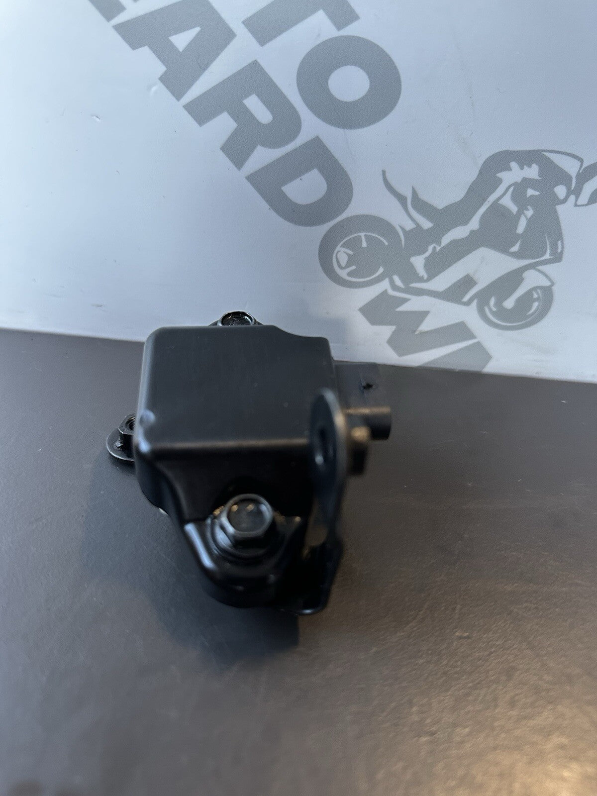 KTM 125 Duke 2024 tilt sensor 2024 - 2025 KTM 125 DUKE Bosch Sensor 0265011097