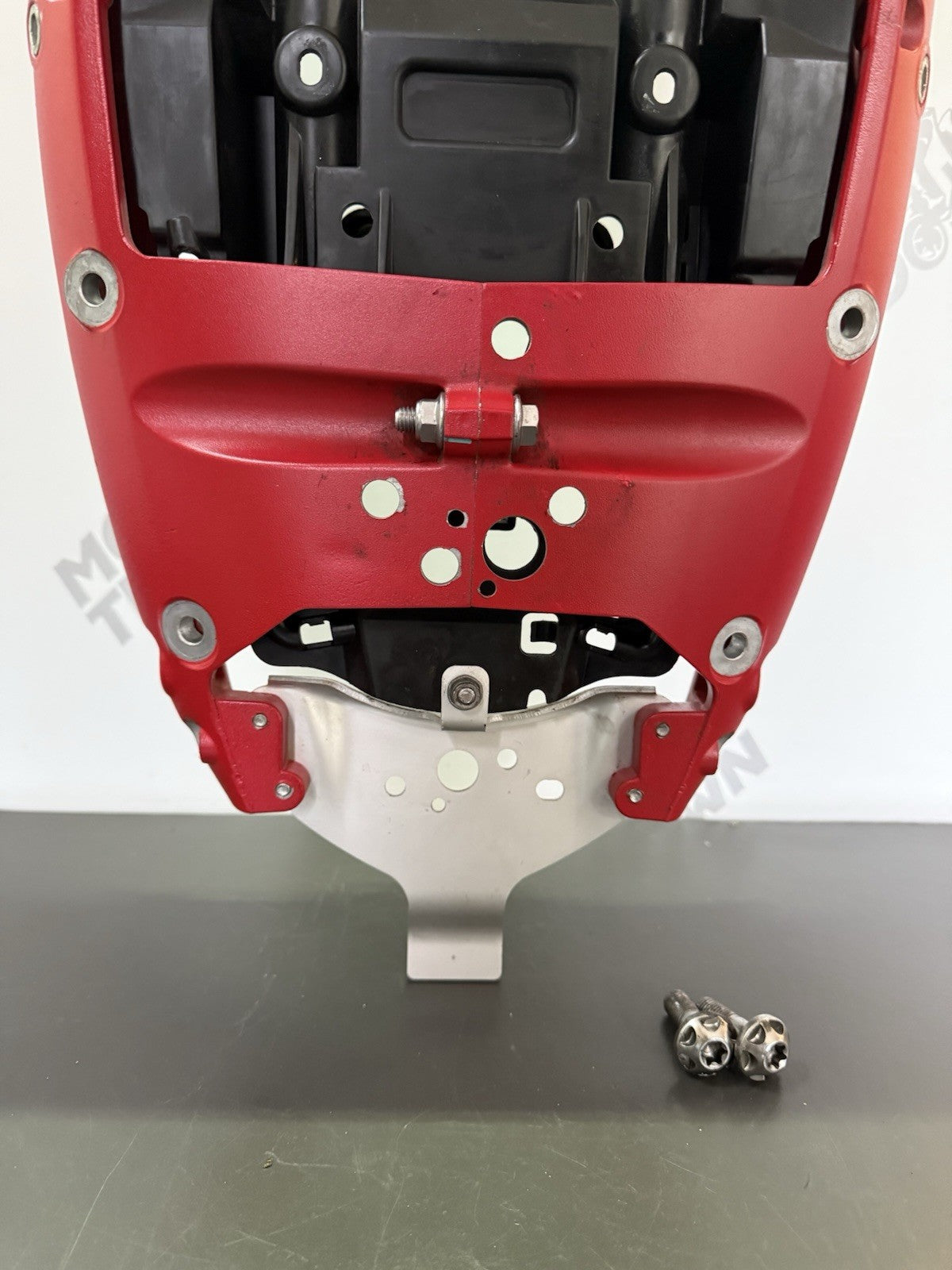 e301fc31-1ef1-4158-9b3d-6bd0bdf30172