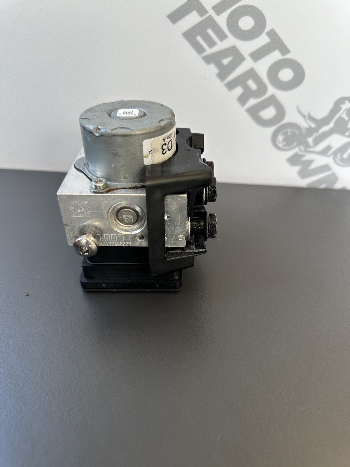 Triumph Street Triple 765 RS 2017-2019 ABS Pump Regulator 2019 OEM 8126 Miles