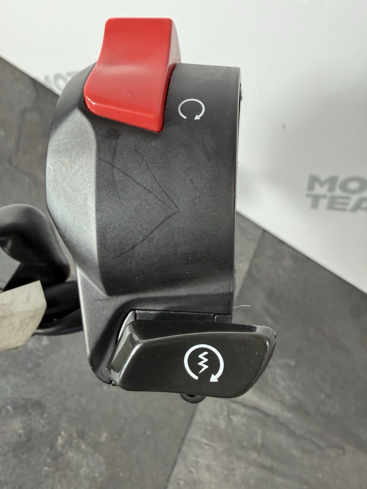 d7519c3d-02c1-41c0-bb96-a8c210833b9e