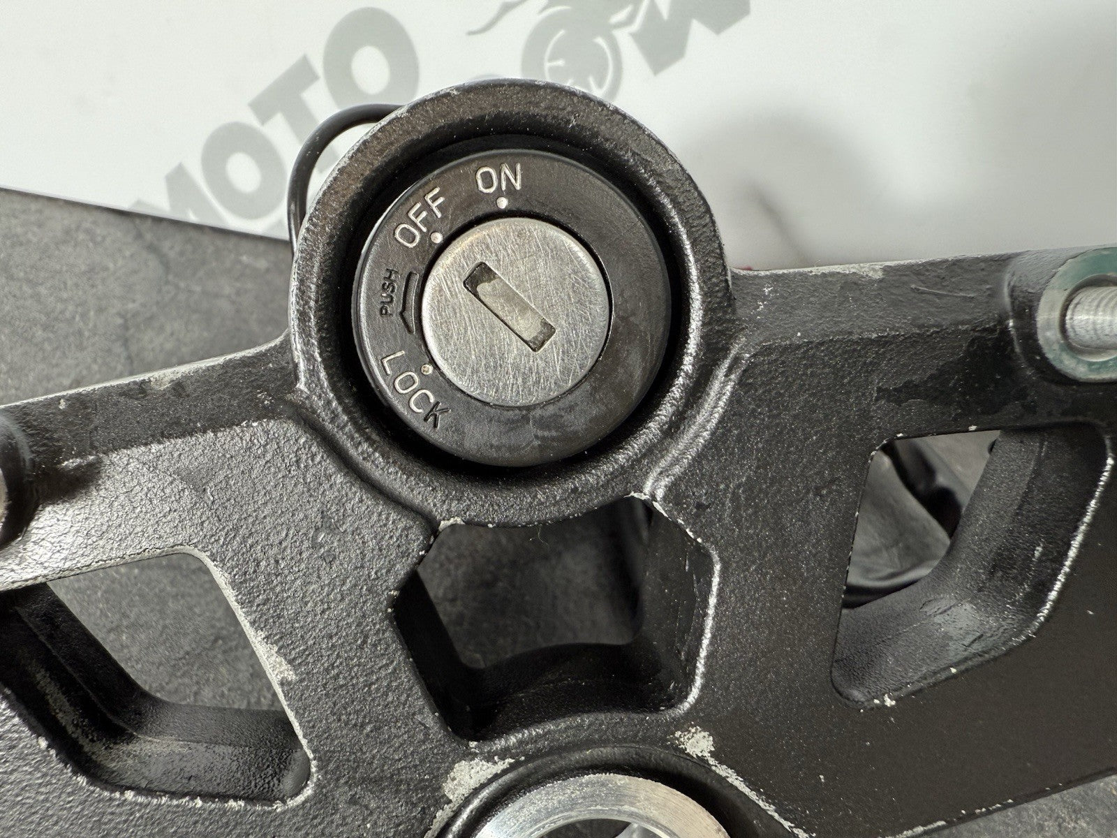 Yamaha YZF R125 R 125 2014 Lockset Ignition ECU Key Yoke 26983 Miles 2008-2018