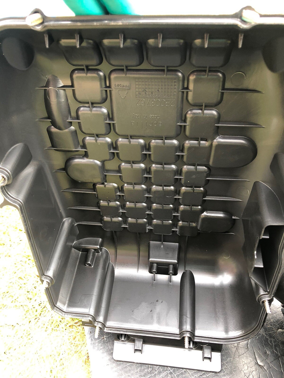 Aprilia Tuono V4 1100 Airbox Complete Air Filter OEM 2019 Only 970 Miles RSV4