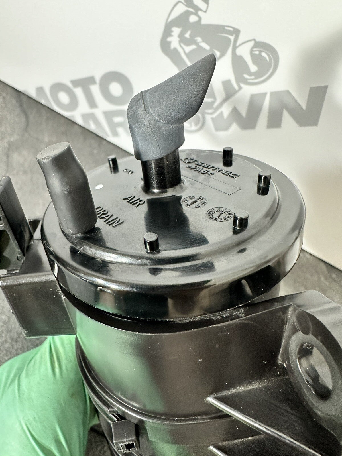 Aprilia Tuono V4 1100 2021 Charcoal Fuel EVAP Canister 6606 Miles 2022-2024 OEM