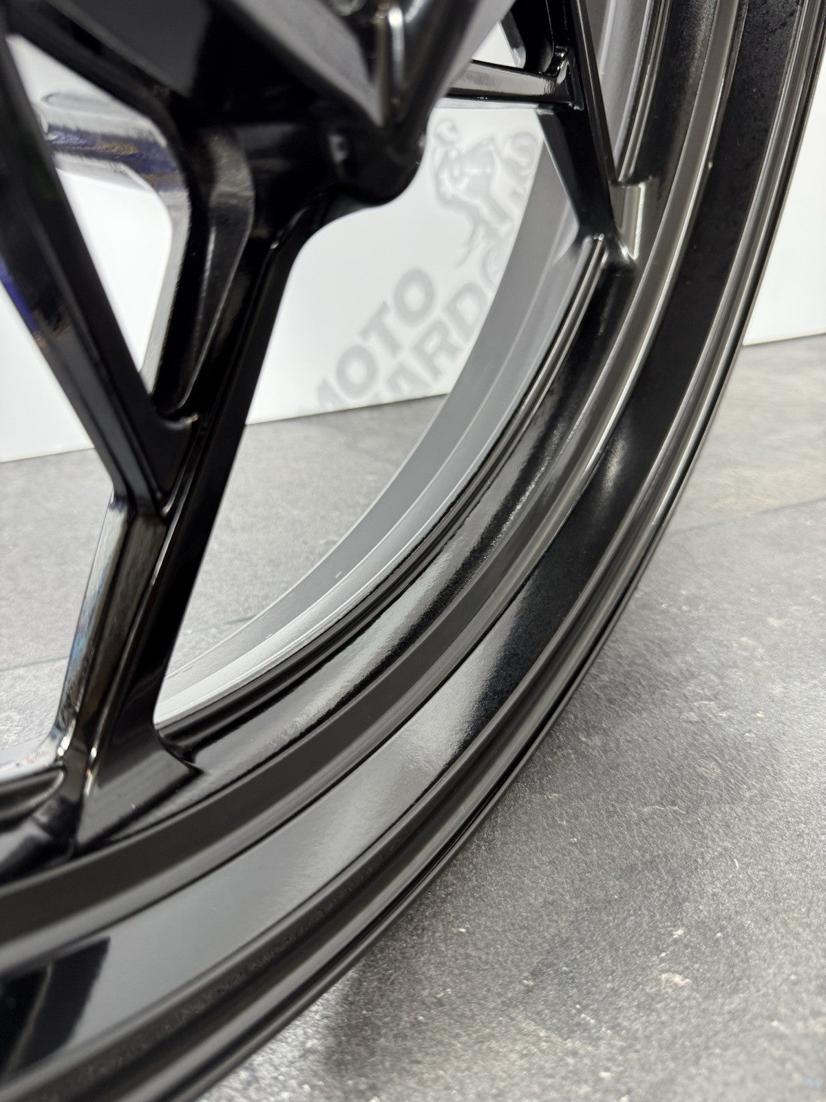 898b7ce3-8cc3-47b3-badd-b736be88e024