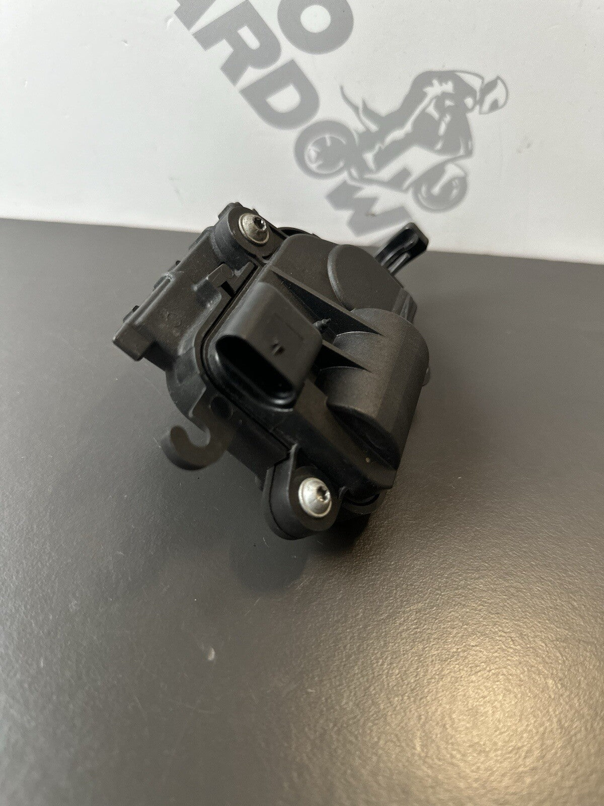 BMW S1000R exhaust valve motor actuator Exhaust Actuator 2014 16,808 Miles OEM