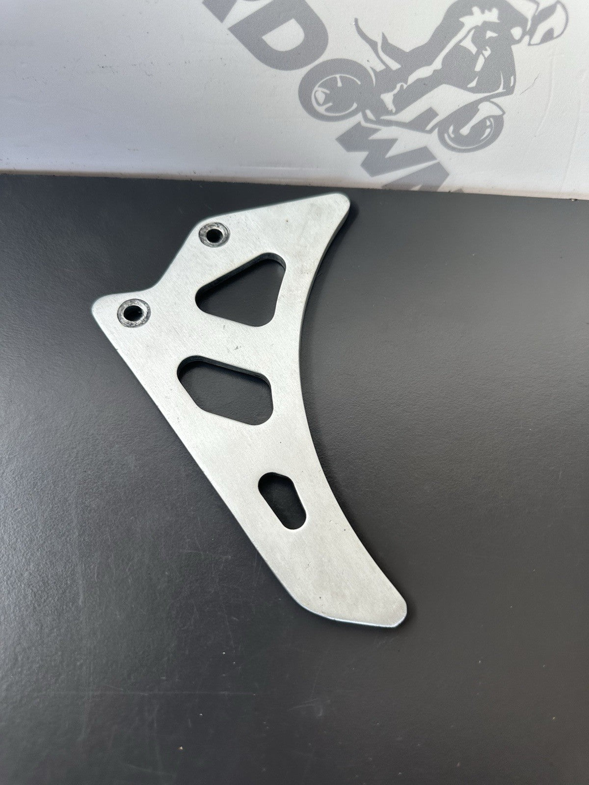 Triumph Speed Triple 1050 2011-2015 Chain Alloy Chain Guard Chain Guard OEM