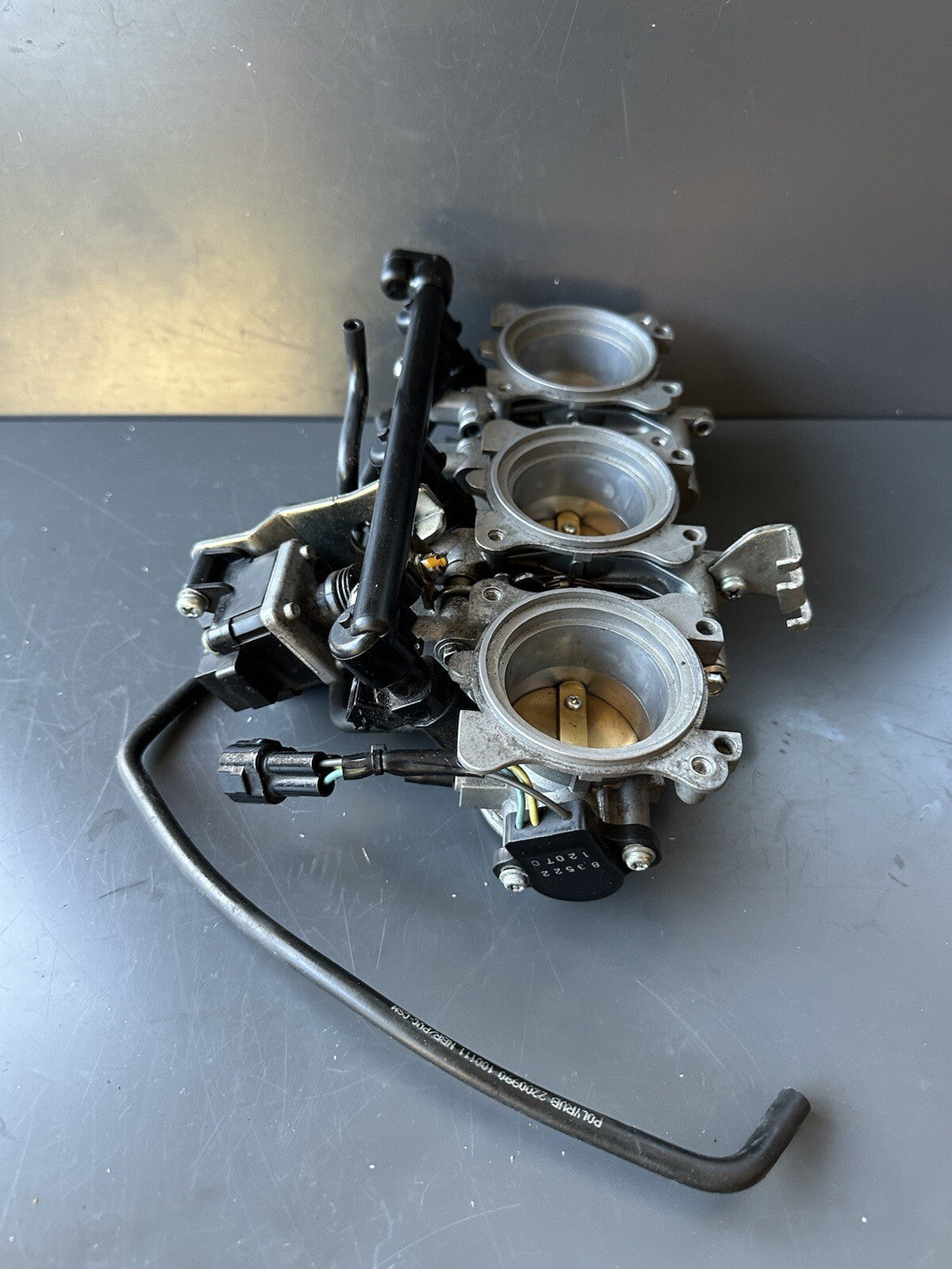 Triumph Daytona 675R Throttle Bodies OEM Daytona 675R Throttle Bodies OEM 2011